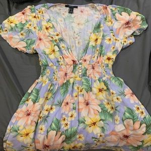 Size large. Forever 21 dress